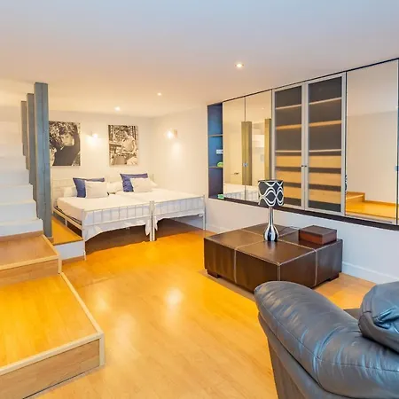 Cubo's Gibralfaro Townhouse בית נופש
