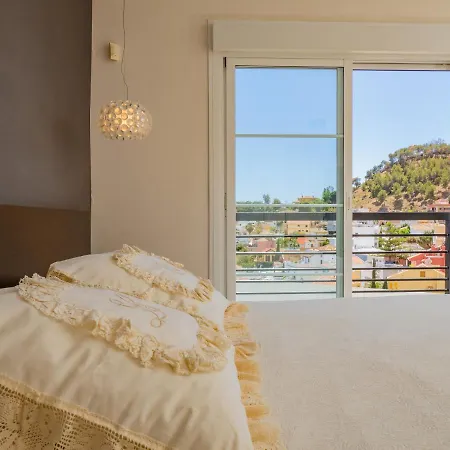Cubo's Gibralfaro Townhouse מאלגה