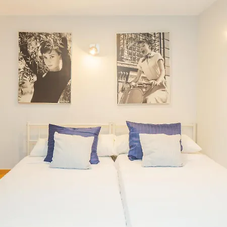 בית נופש Cubo's Gibralfaro Townhouse *