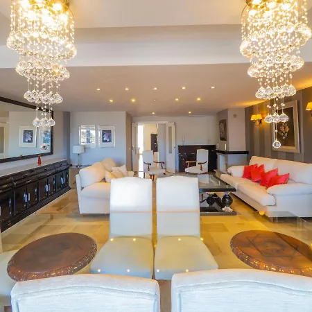Cubo's Gibralfaro Townhouse מאלגה