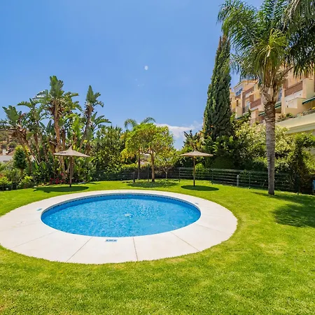 בית נופש Cubo's Gibralfaro Townhouse מאלגה